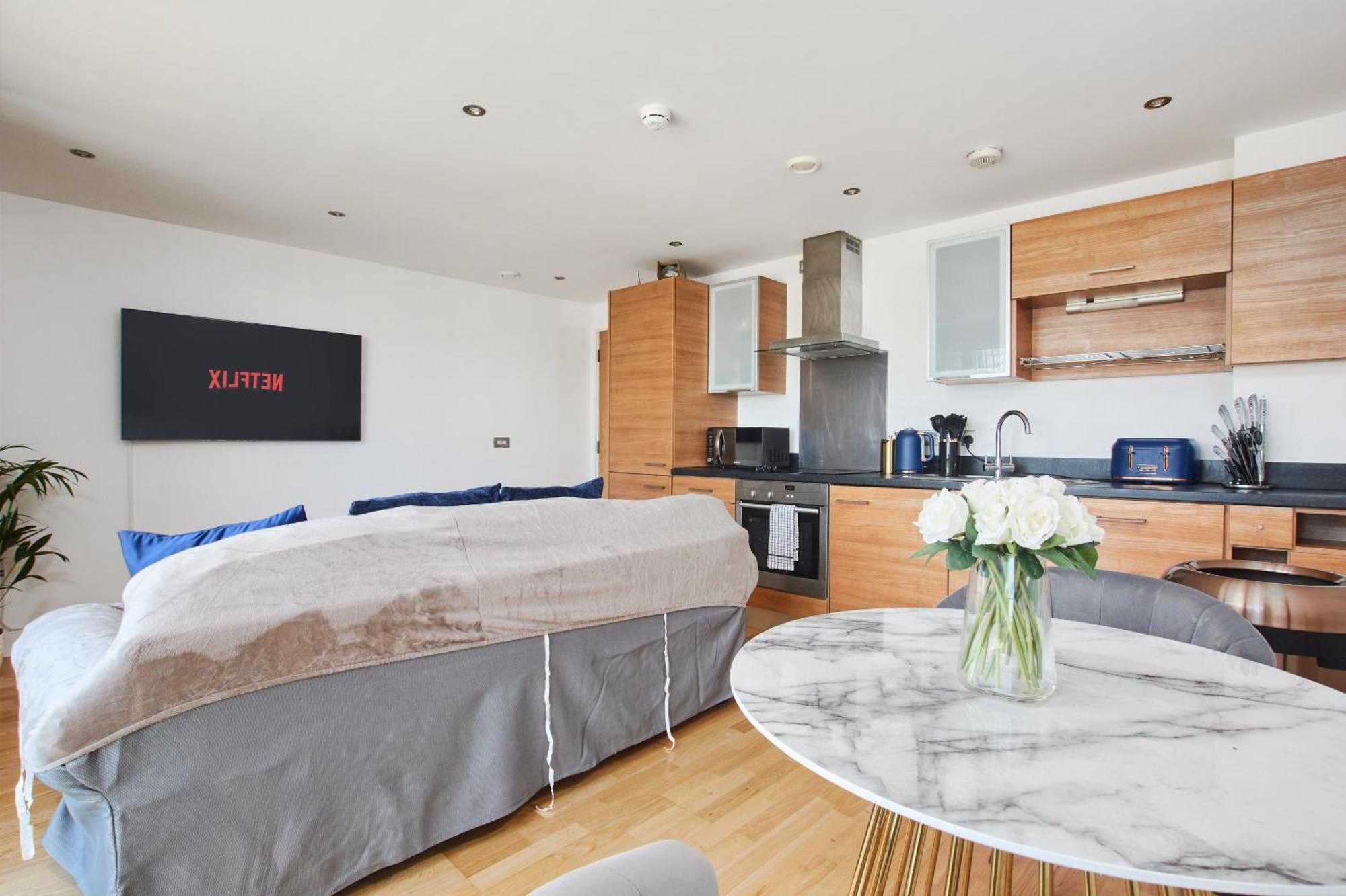 לידס King Deluxe City Apt Large Balcony& Free Parking! מראה חיצוני תמונה