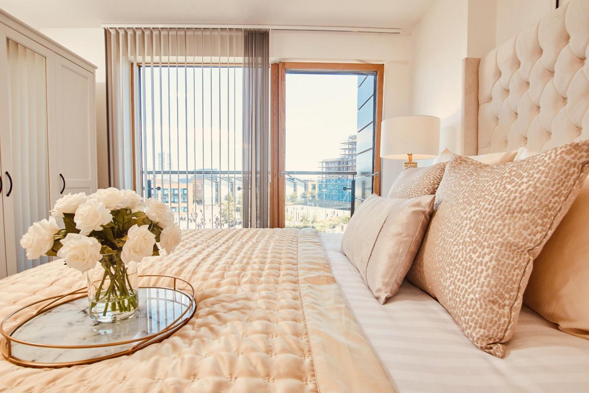 לידס King Deluxe City Apt Large Balcony& Free Parking! מראה חיצוני תמונה